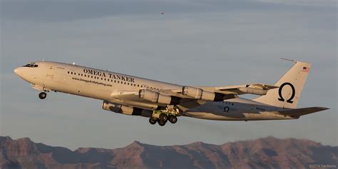 omega air refueling pay scale.